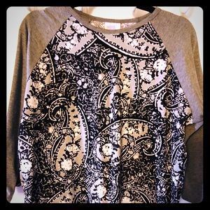 LulaRoe Randy black/gray/white. Size L